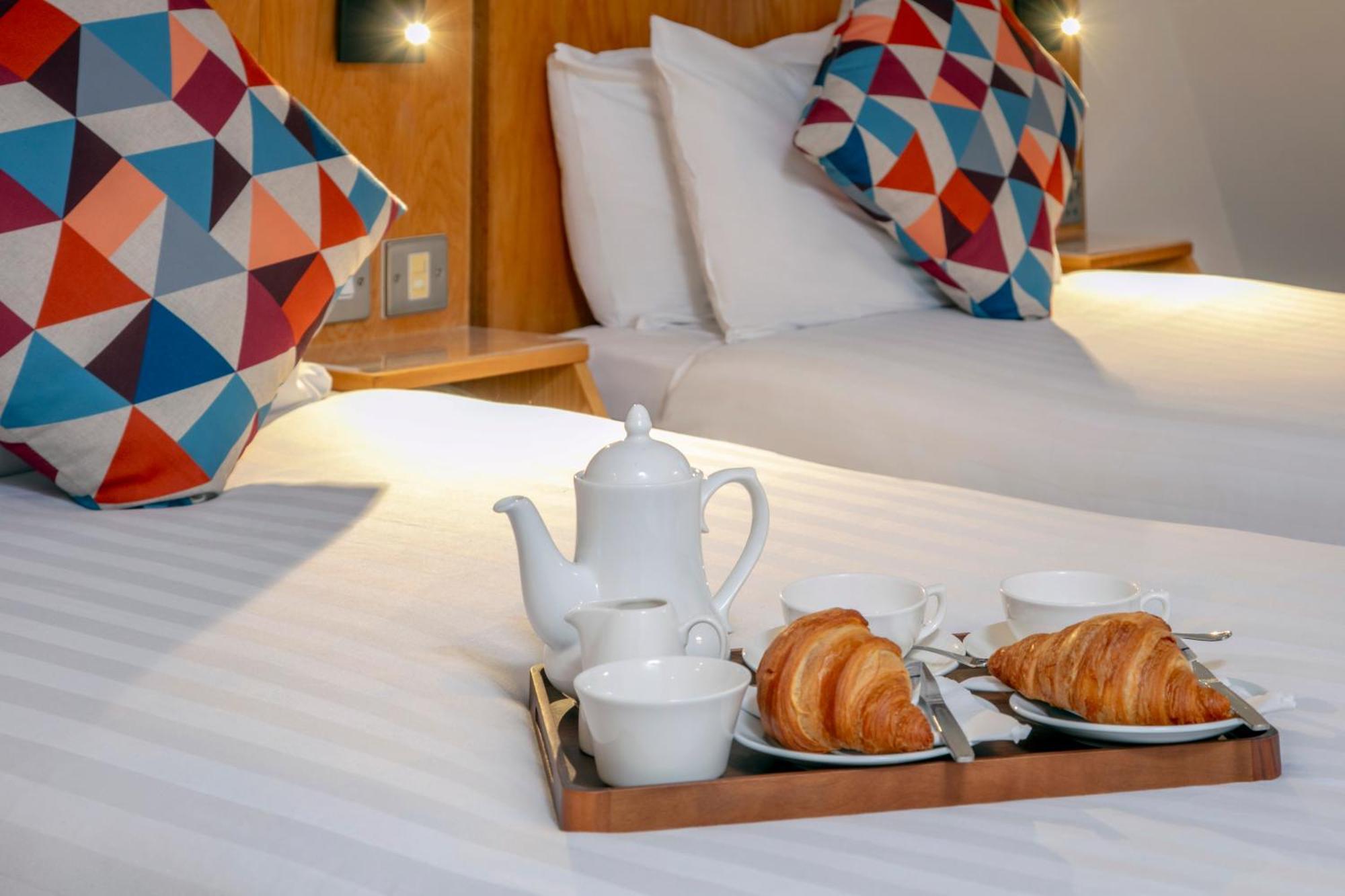 Queensway Hotel, Sure Hotel Collection By Best Western London Exterior photo