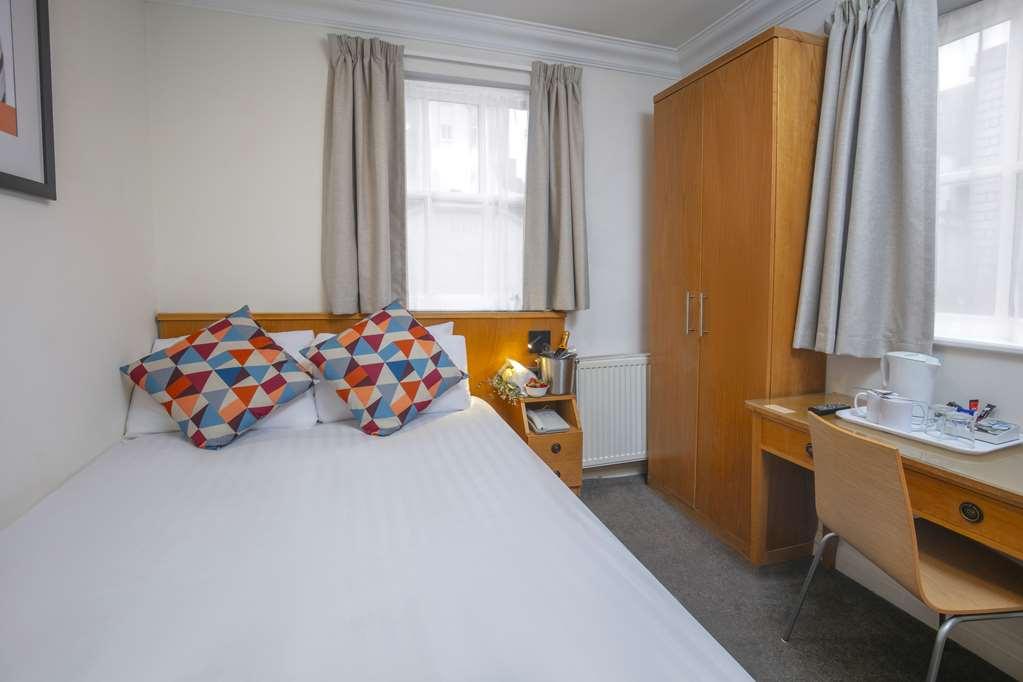 Queensway Hotel, Sure Hotel Collection By Best Western London Room photo